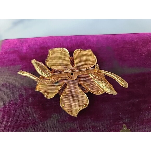 Prong Set Rhinestone Gold Tone Metal Floral Brooch Vintage, READ - Picture 6 of 10